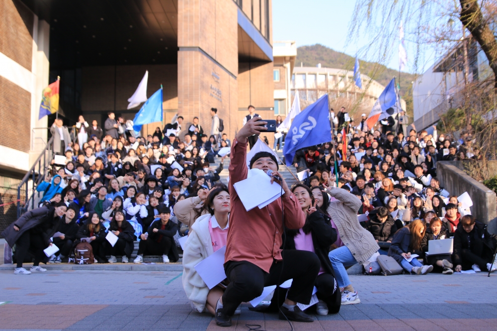 오피니언 사진.jpg