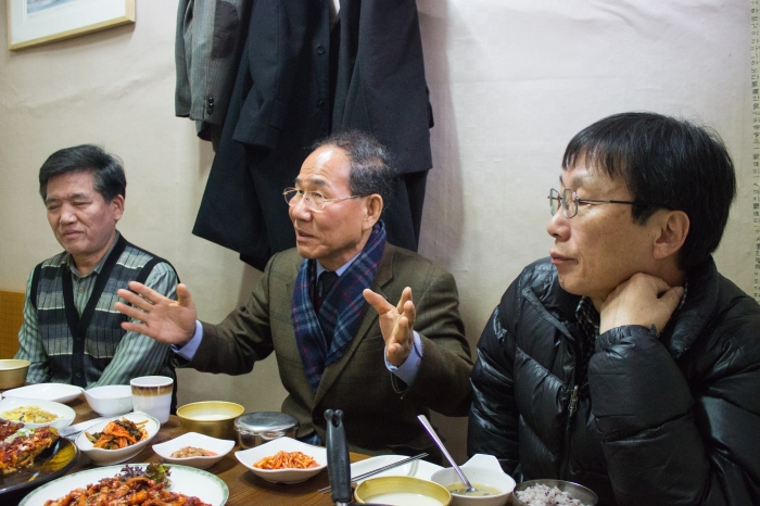 민주화의 길을 걷다_오둘둘(정병문,유영표,박성규).jpg